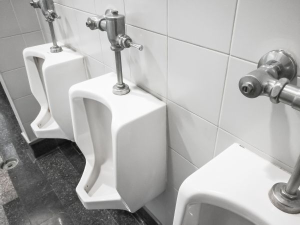 Cost of Urinal Installation in Moreno Valley